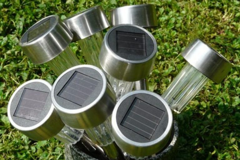 How To Make Solar Lamps Restored and Clean