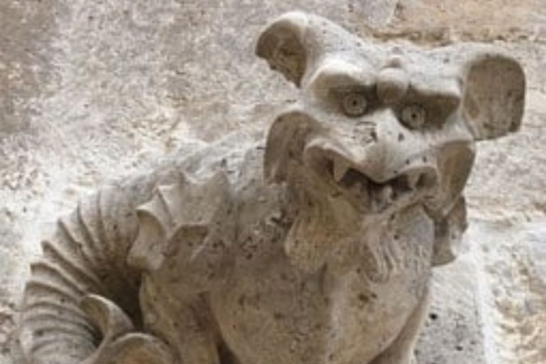 Gargoyle Solar Light Smiling Garden Statue Decoration